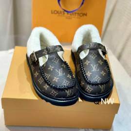 Picture of Louis Vuitton Shoes _SKULVsz35-40LL010912739